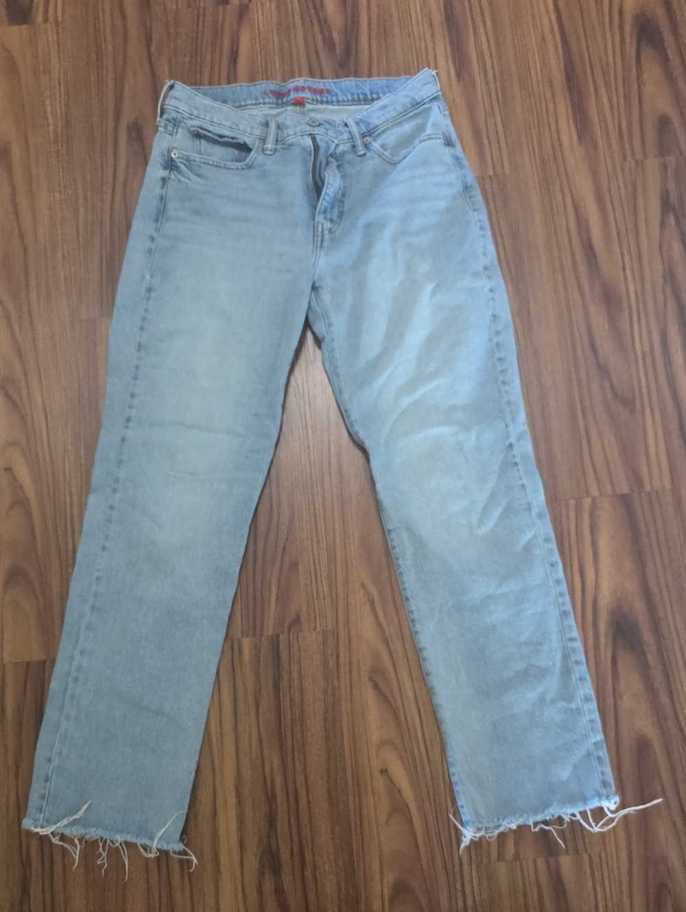 Light Wash Straight Leg Jeans